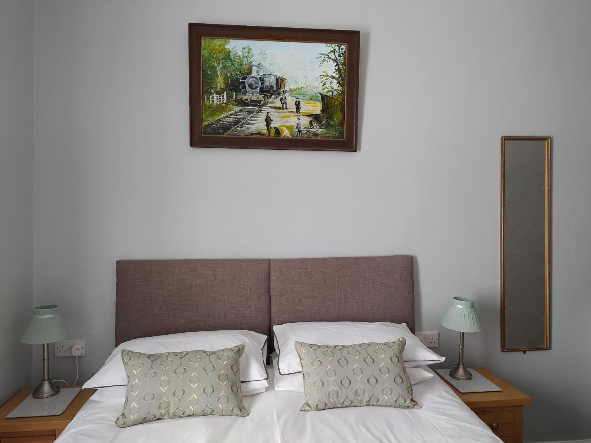 Frosty Towers Bed & Breakfast ลันดิดโน ภายนอก รูปภาพ