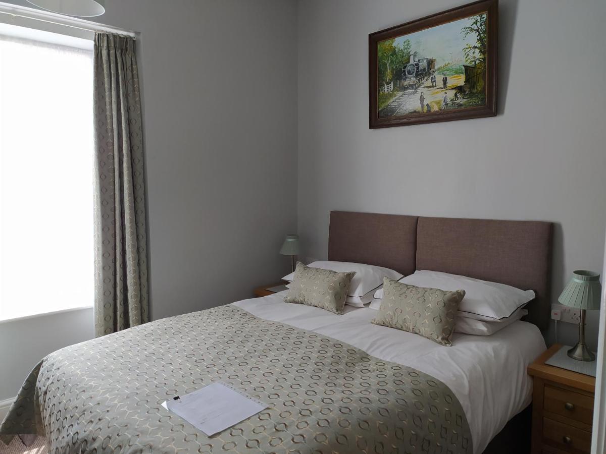 Frosty Towers Bed & Breakfast ลันดิดโน ภายนอก รูปภาพ