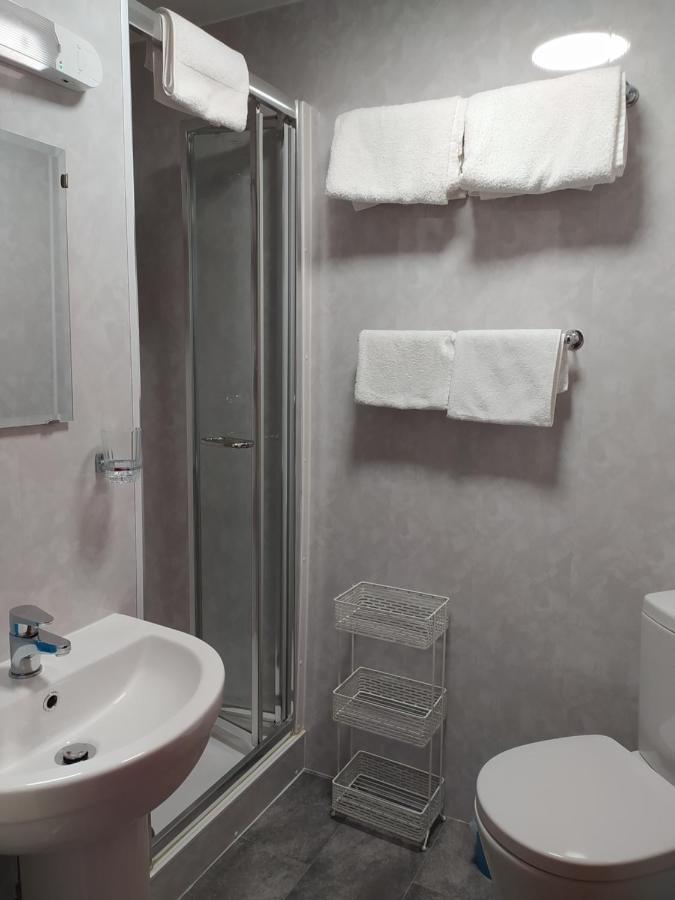 Frosty Towers Bed & Breakfast ลันดิดโน ภายนอก รูปภาพ