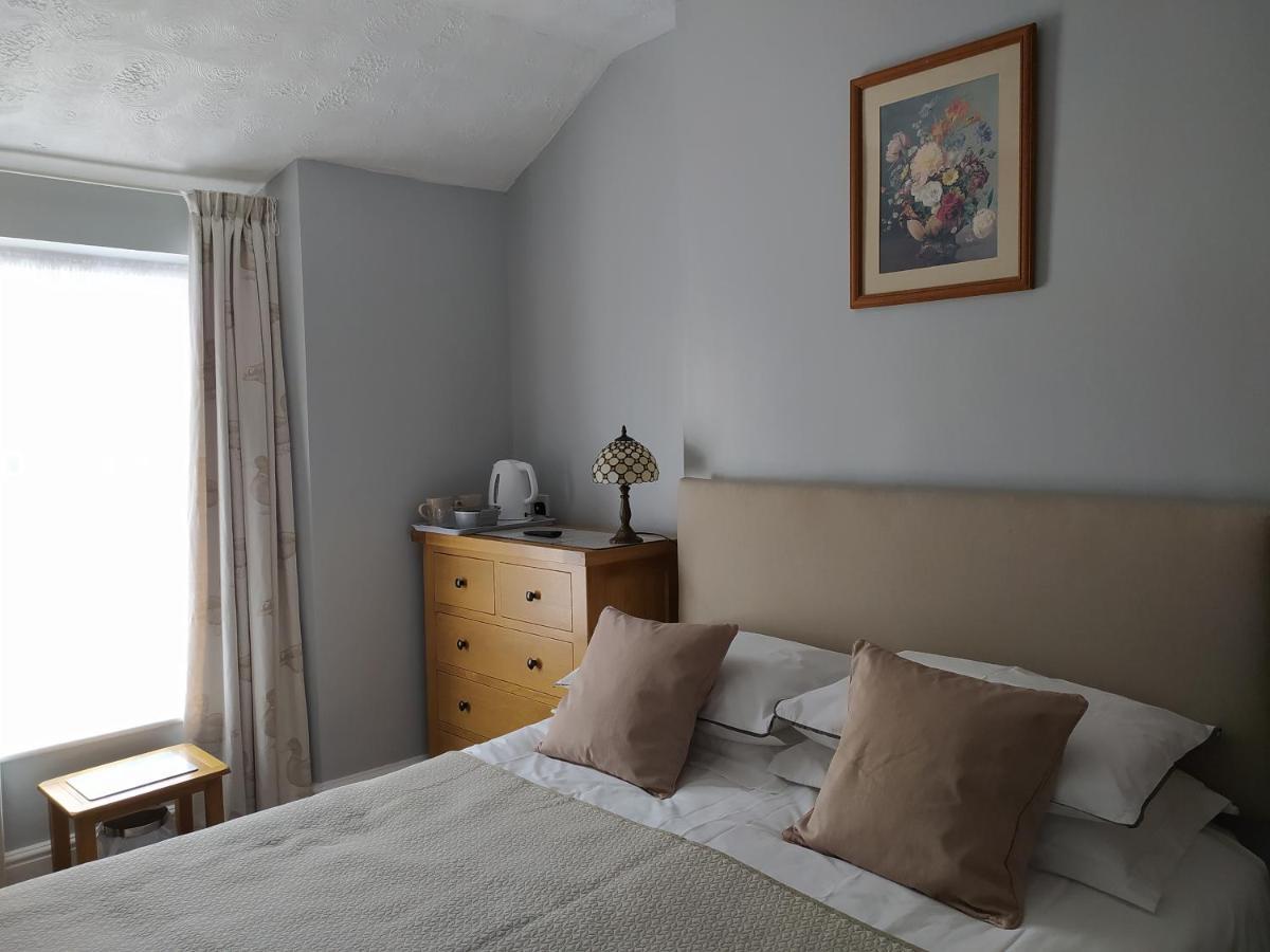 Frosty Towers Bed & Breakfast ลันดิดโน ภายนอก รูปภาพ